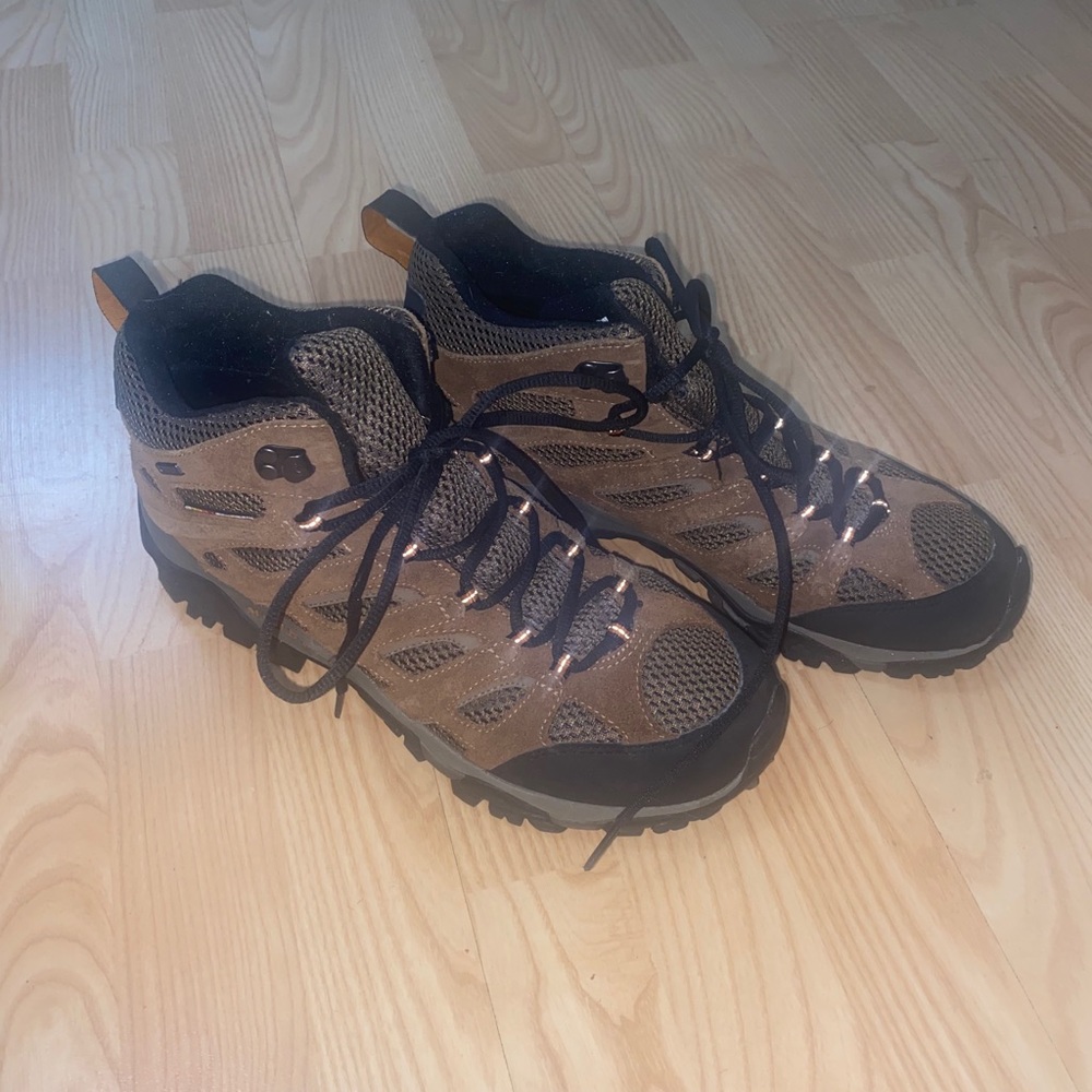 Men’s Merrell boots